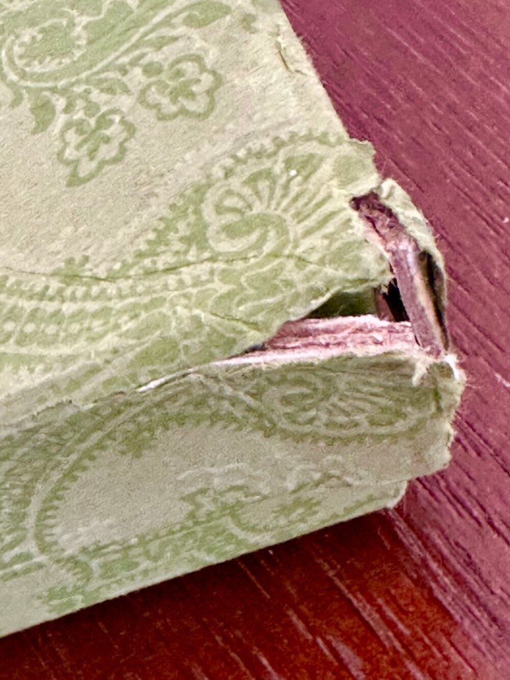 Gucci Silk Scarf Monogram Floral - Picture 9 of 9